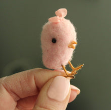 Load image into Gallery viewer, Needle Felted Spring Chicks Online Class and Kit