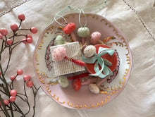 Load image into Gallery viewer, Mini Mushroom Making Kit and Online Class