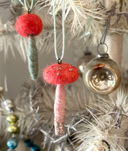 Load image into Gallery viewer, Mini Mushroom Making Kit and Online Class