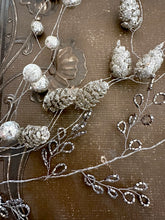 Load image into Gallery viewer, Silver Glittered Wire Garlands