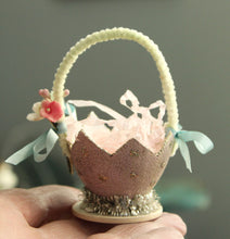 Load image into Gallery viewer, Needle Felted Spring Chicks Online Class and Kit