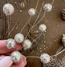 Load image into Gallery viewer, Silver Glittered Wire Garlands