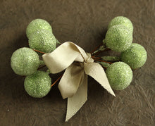 Load image into Gallery viewer, Champagne Frosted Gold Sugar Stamen Millinery Balls