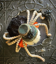 Load image into Gallery viewer, Boris the Drawlloween Spider