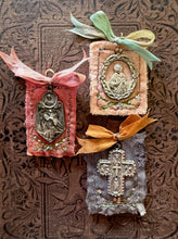 Load image into Gallery viewer, Pocket Relics ~Medals
