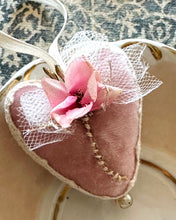 Load image into Gallery viewer, Sweetheart Velvet Heart Tokens
