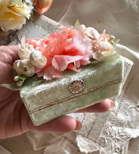 Load image into Gallery viewer, Pale Green Vintage Velvet Treasure Box
