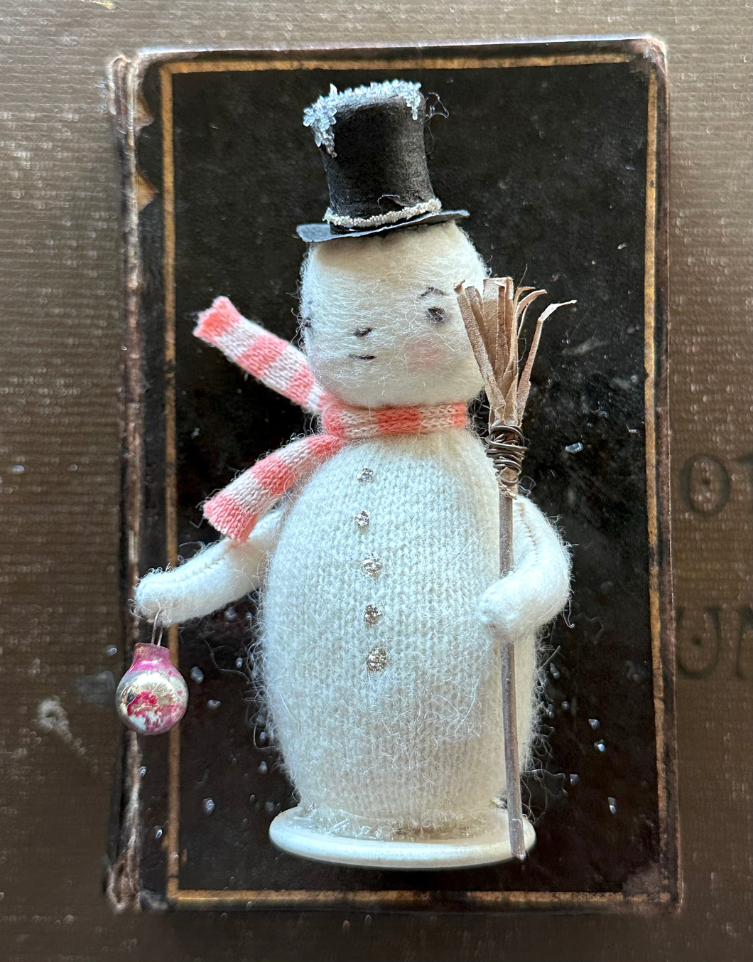 BERNARD Standing Snowman 12 Days of Christmas