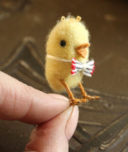 Load image into Gallery viewer, Needle Felted Spring Chicks Online Class and Kit
