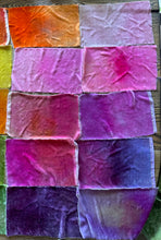 Load image into Gallery viewer, 12 Days of Christmas Golden Treasure Boxes~ Holly Green
