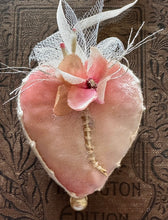 Load image into Gallery viewer, Silk Velvet Heart Tokens
